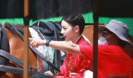 迪麗熱巴龔俊最新爆料,甜蜜互動引粉絲熱議