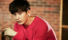 狗仔爆料周雨彤最新,狗仔爆料揭秘甜蜜瞬間