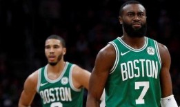 年輕球員爆料視頻最新,揭秘賽場背后的青春奮斗與心路歷程